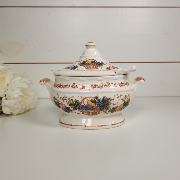 Small Vintage Porcelain Soup Gravy Tureen Dish w/ Lid & Ladle, Japan, Fall Fruit - Picture 1 of 10